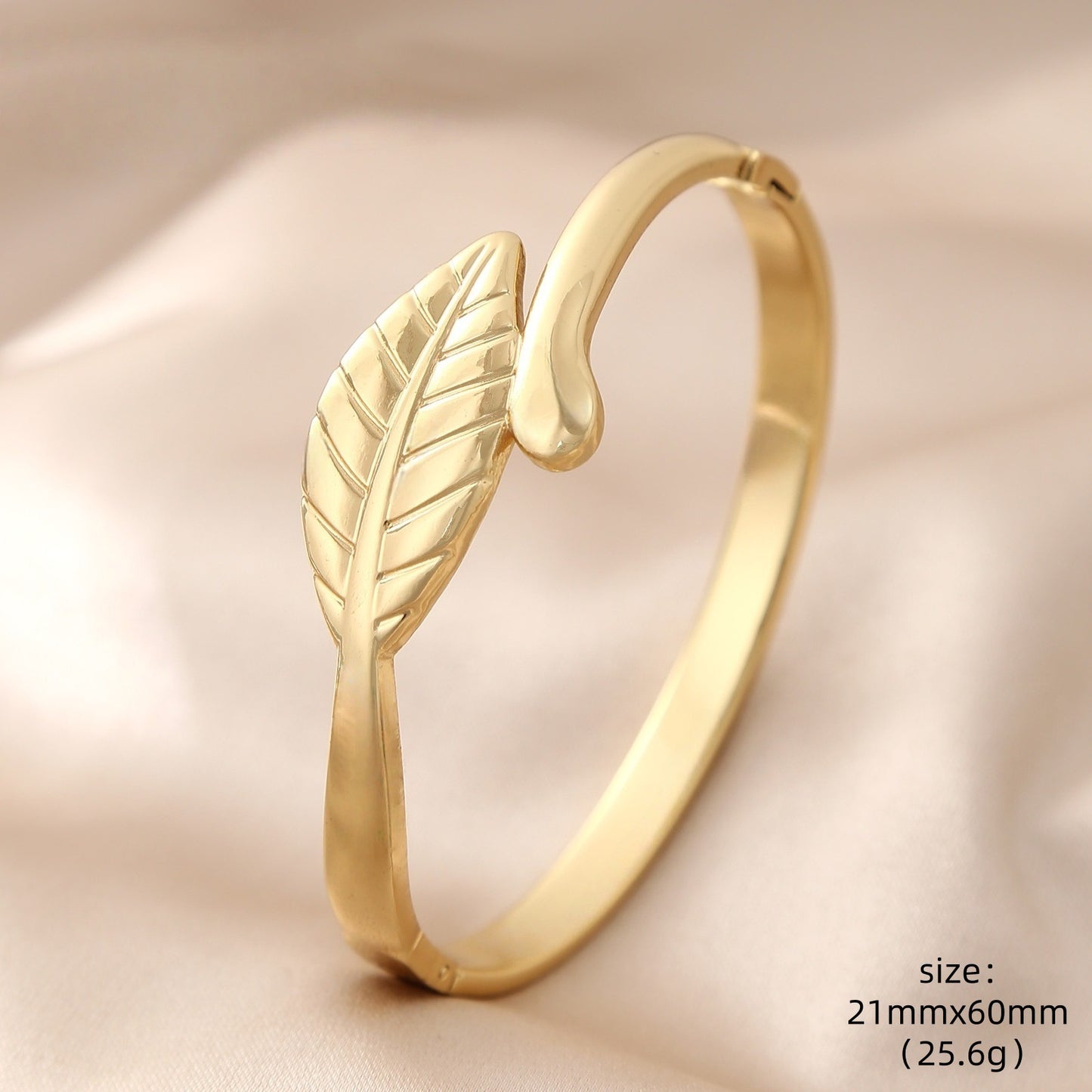 Simple And Versatile Stainless Steel Womens Bracelet - Cozy Haven