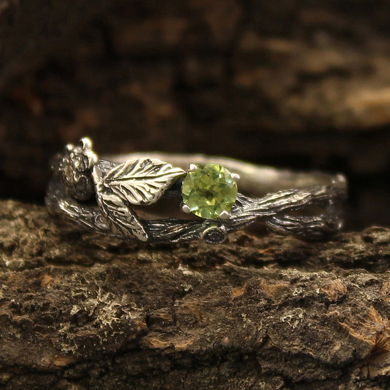 Retro-style Fashion Ring In Antique Silver Finish With Branch-like Design And Zircon Inlay - Cozy Haven