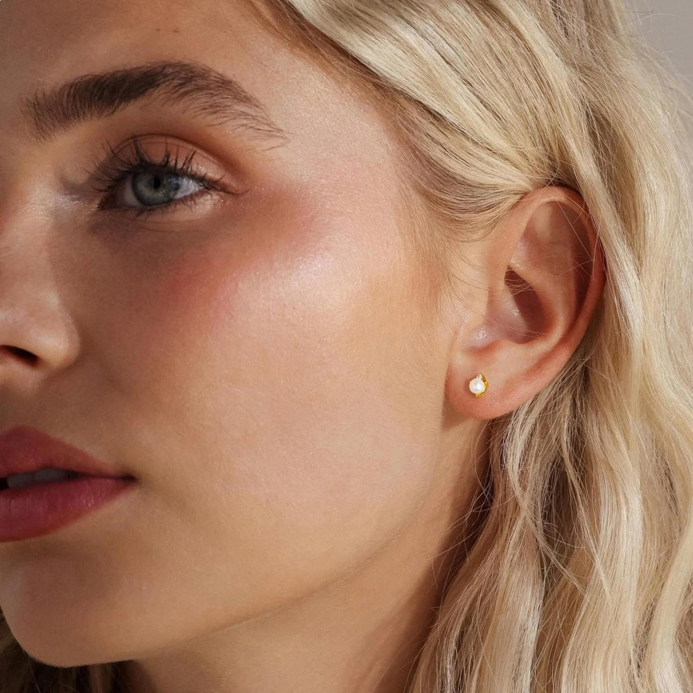 Stylish Simple And Versatile Ear Studs - Cozy Haven
